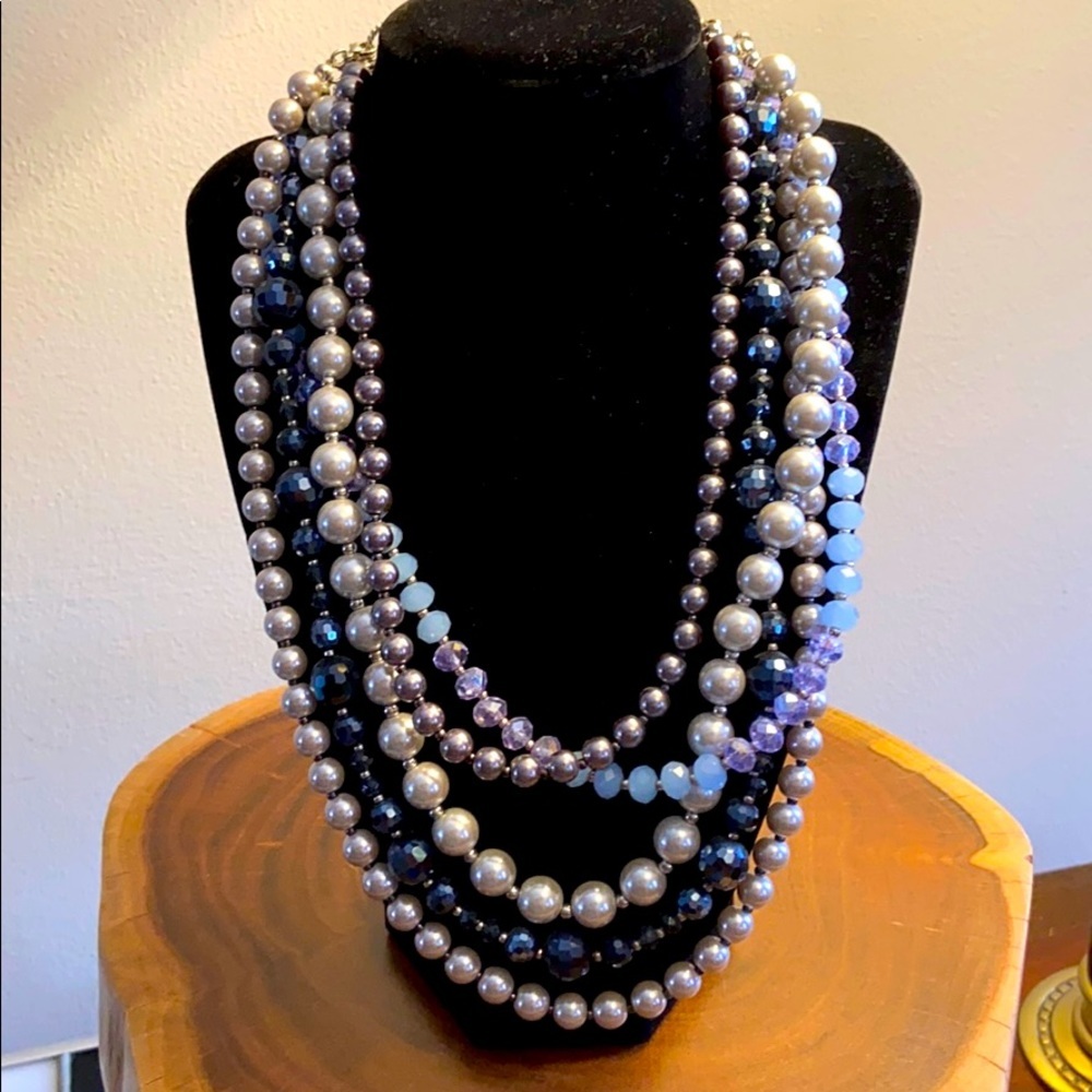 White House Black Market 5 string necklace (blues)
